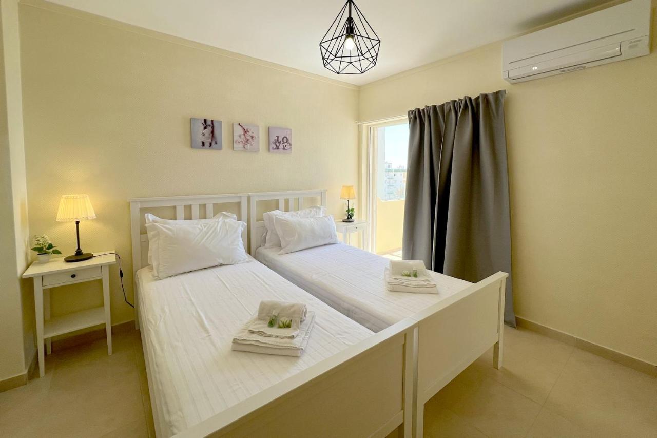פורטימאו Apartment On Praia Da Rocha With Wifi And Garage By Amcf מראה חיצוני תמונה